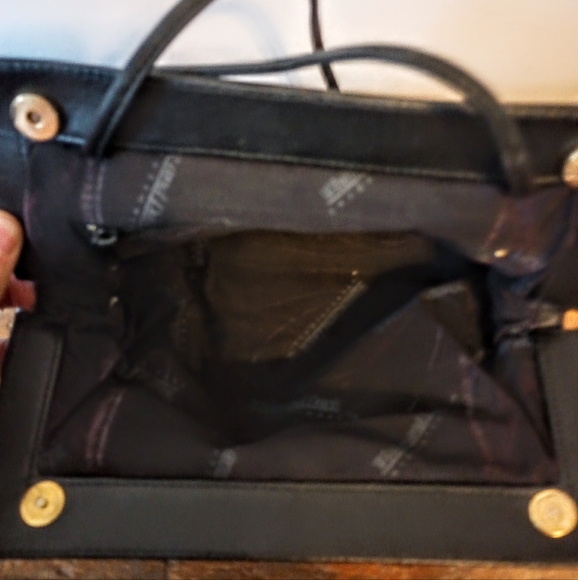 Whiting and Davis Metal Mesh Frame Purse - Picture 5 of 5